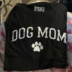 NWT Dog Mom Tee Shirt 🐾